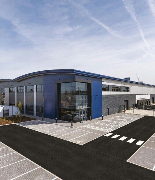 56 Factory Ln, Croydon à louer - Photo de l’immeuble – Image 1 sur 6