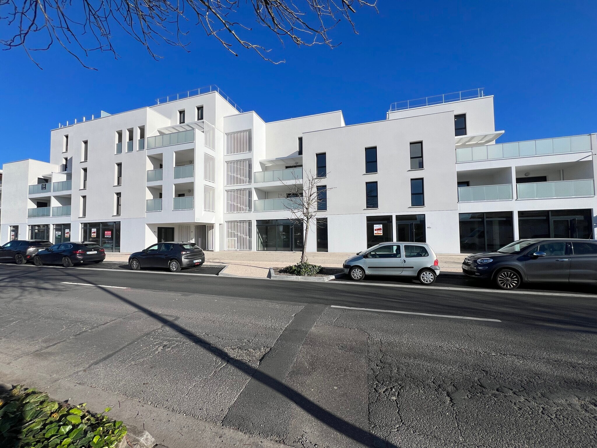 83 Avenue Montaigne, Saint-Médard-en-Jalles à louer Photo de l’immeuble– Image 1 sur 2