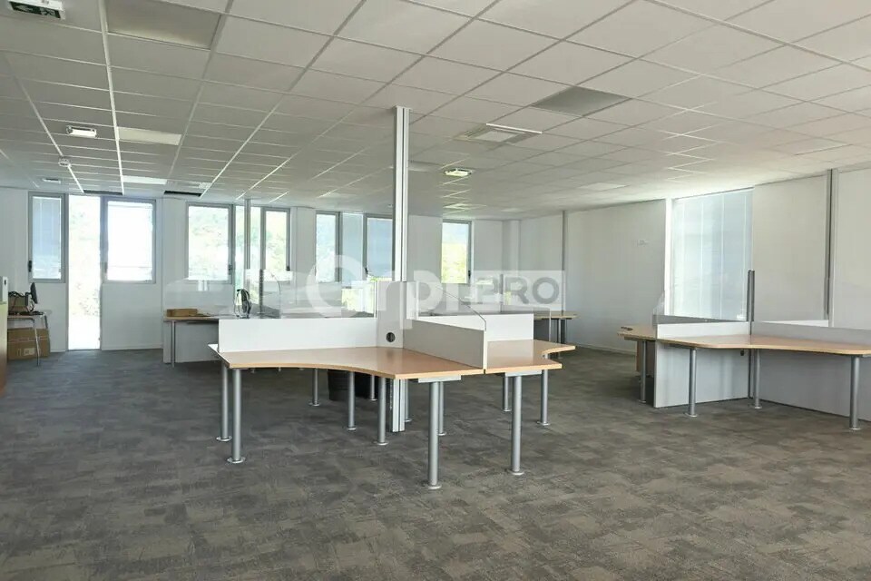 Bureau dans Rillieux-la-Pape à louer Photo de l’immeuble– Image 1 sur 25
