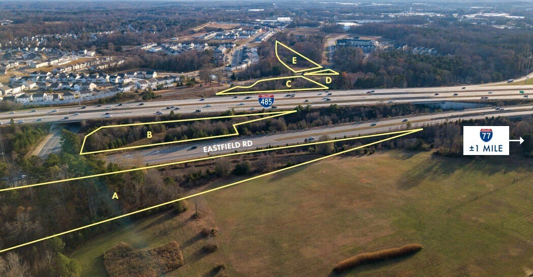 Eastfield Rd & Independence Hill Rd, Huntersville, NC à vendre Photo principale– Image 1 sur 3