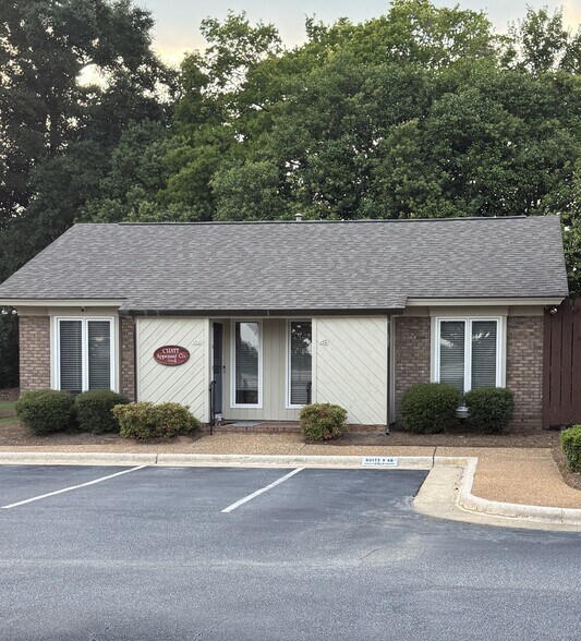 5734 Windsor Dr, Columbus, GA à louer - Photo de l’immeuble – Image 1 sur 5