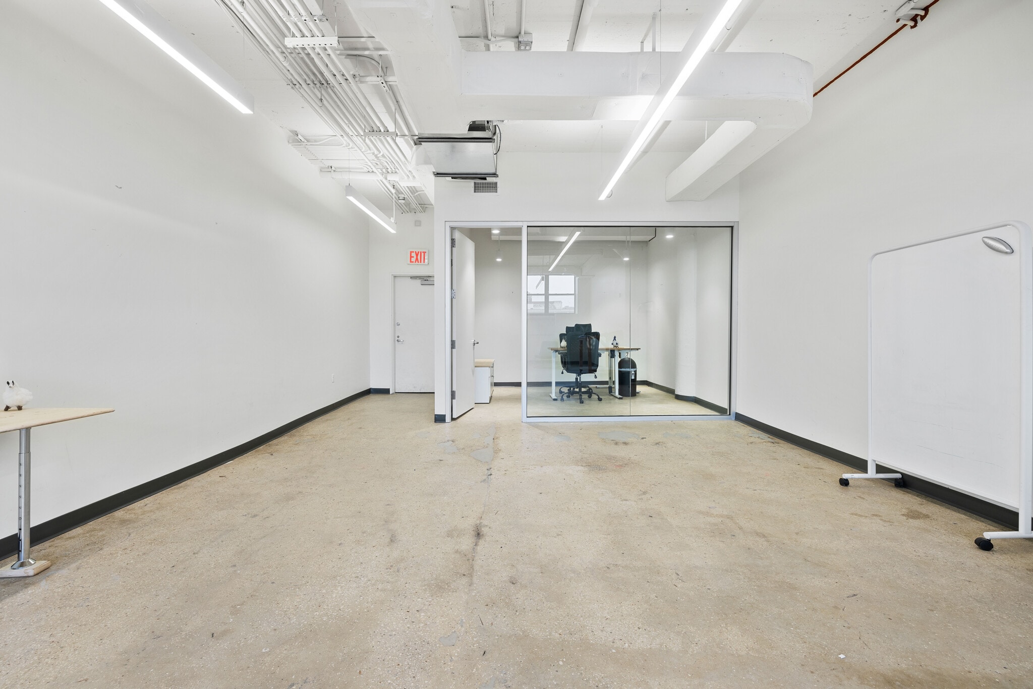 315 Meserole St, Brooklyn, NY à louer Photo intérieure– Image 1 sur 5
