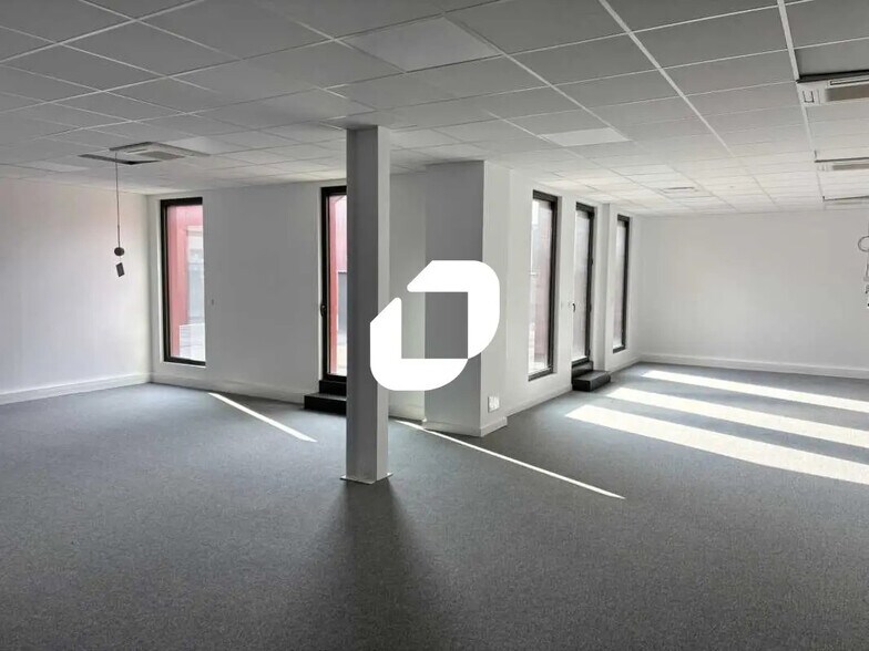 Bureau dans Dardilly à louer - Photo de l’immeuble – Image 2 sur 6