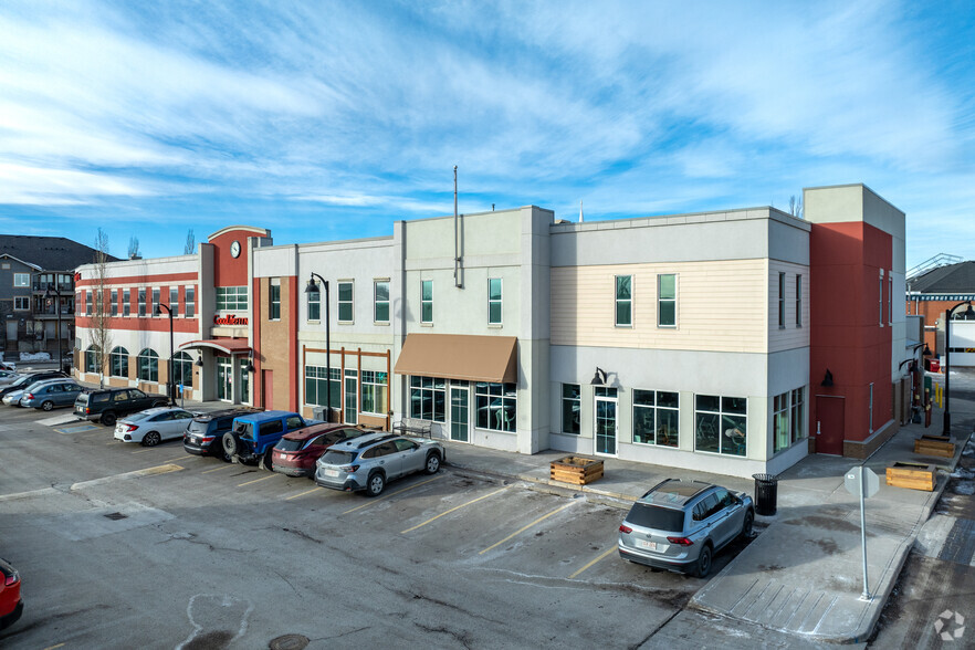 20 Mckenzie Towne Ave SE, Calgary, AB à louer - Photo principale – Image 3 sur 24