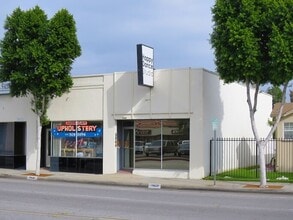 5944 Temple City Blvd, Temple City, CA à louer Photo de l’immeuble– Image 2 sur 3