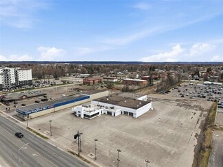 Plus de détails pour 68 Great Northern Rd, Sault Ste. Marie, ON - Local commercial à vendre
