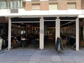 Local commercial dans Madrid, Madrid à louer Plan d’étage– Image 1 sur 7