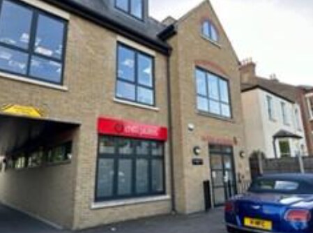 102-104 Queens Rd, Buckhurst Hill à louer - Photo de l’immeuble – Image 2 sur 4