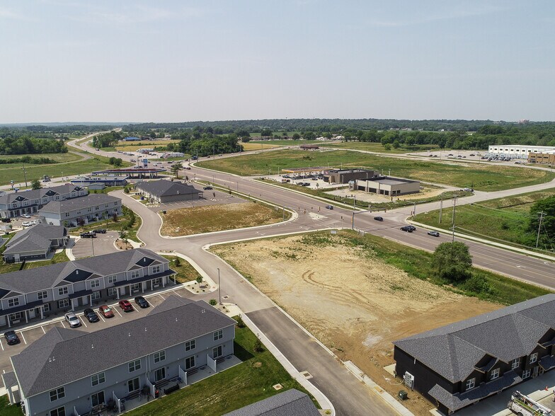218 Scott-Troy, O'Fallon, IL à vendre - Photo de l’immeuble – Image 1 sur 3