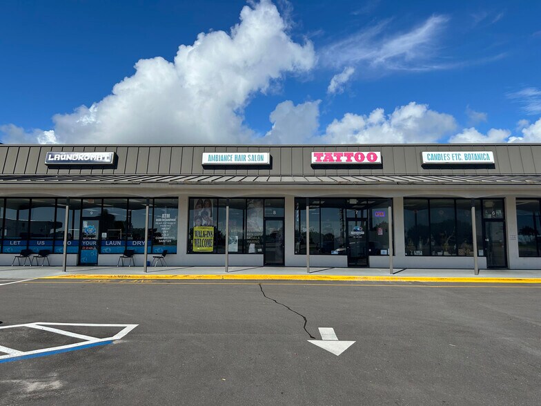 4500 NE Dixie Hwy, Palm Bay, FL à louer - Photo de l’immeuble – Image 3 sur 21