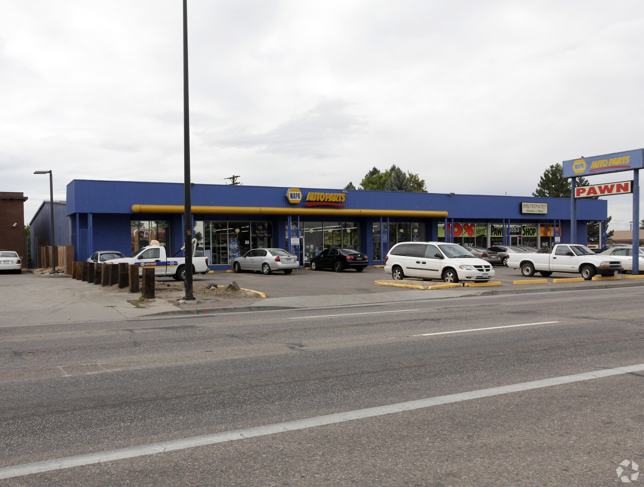 5553-5555 S Broadway, Littleton, CO à louer Photo principale– Image 1 sur 9