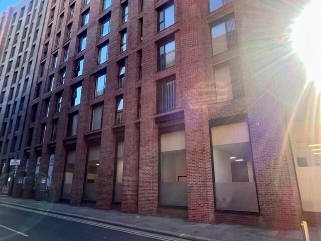 9 David Lewis St, Liverpool à louer - Photo de l’immeuble – Image 3 sur 3