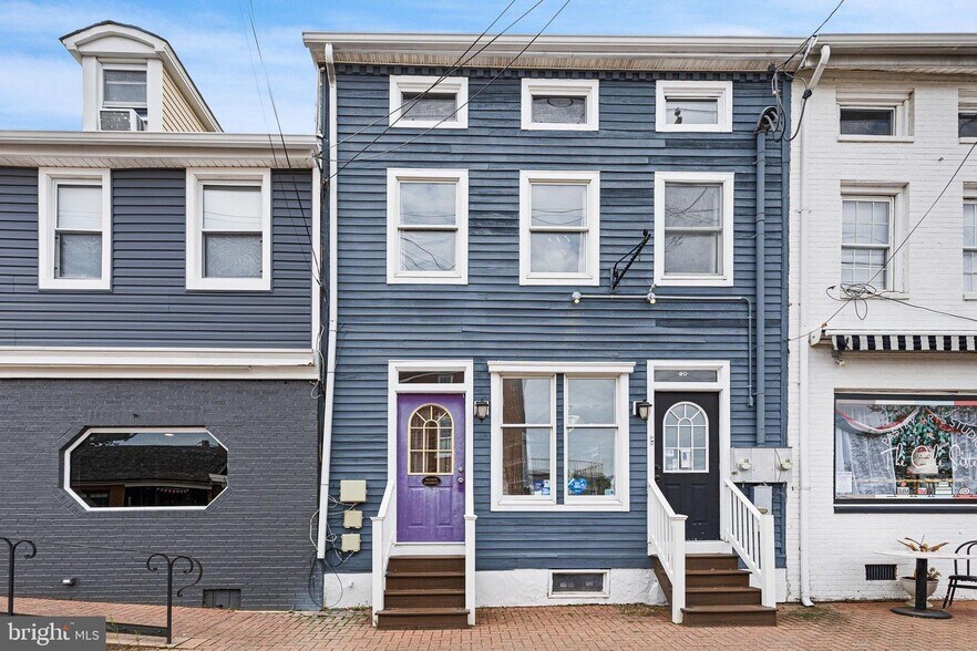 90 Clinton St, Delaware City, DE à vendre - Photo de l’immeuble – Image 2 sur 4