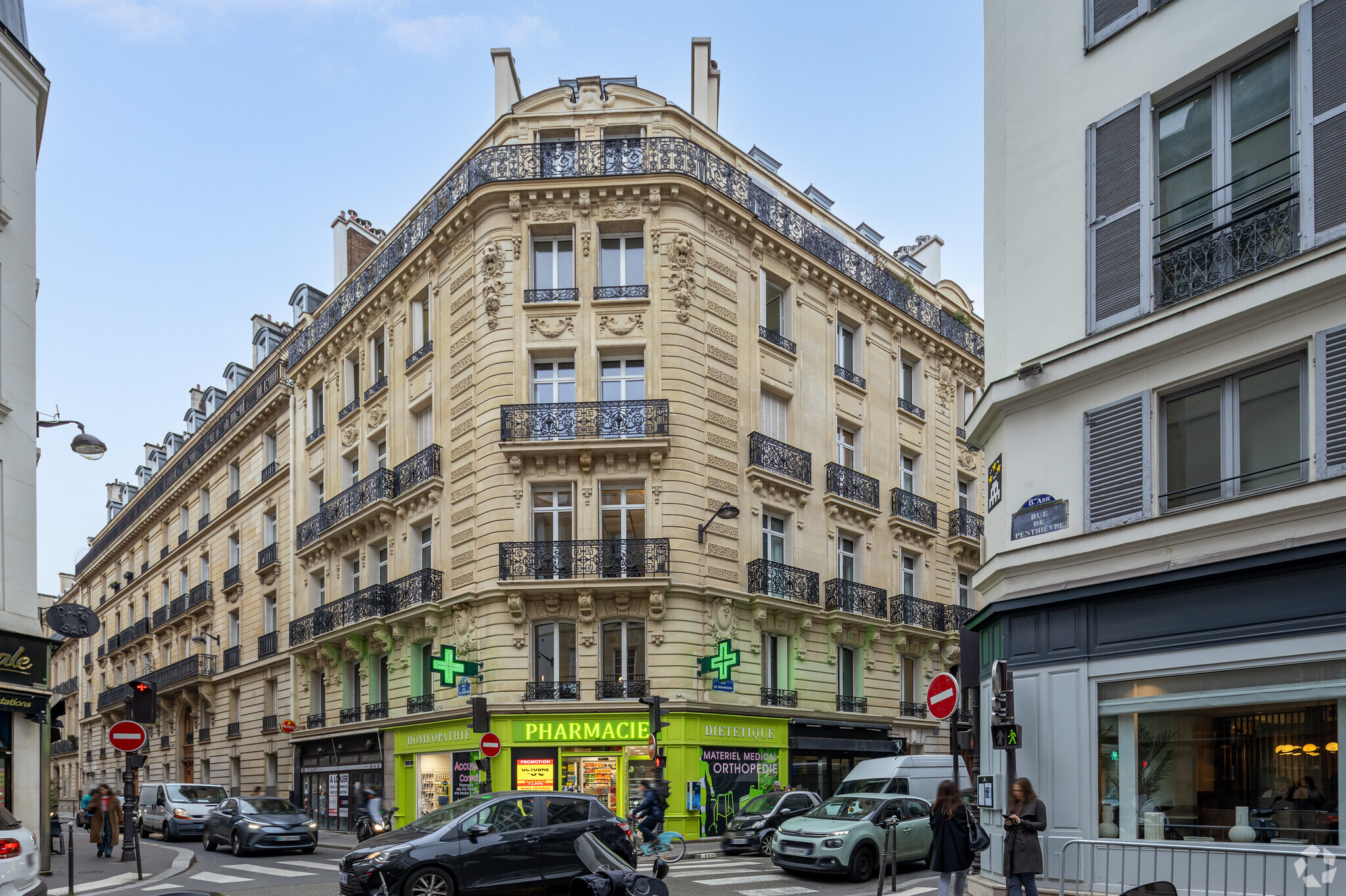 29 Rue De Miromesnil, Paris à louer Photo principale– Image 1 sur 9