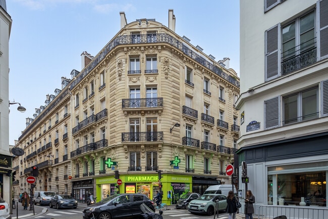 Plus de détails pour 29 Rue De Miromesnil, Paris - Local commercial à louer