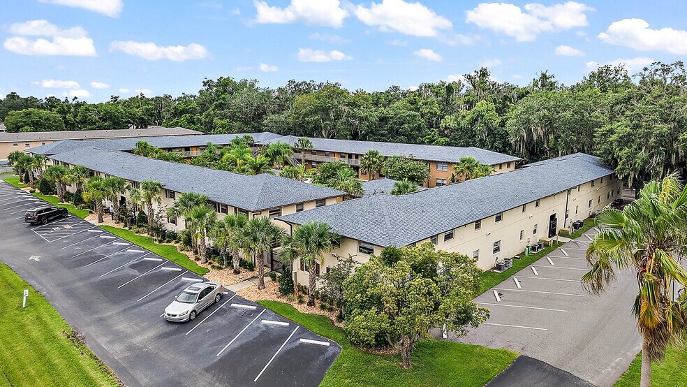 600 Oak Terrace Dr, Leesburg, FL à vendre - Photo de l’immeuble – Image 3 sur 51