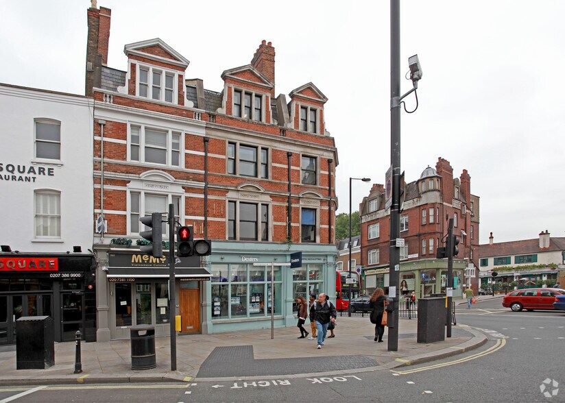 567-569 Fulham Rd, Londres à louer - Photo de l’immeuble – Image 2 sur 3