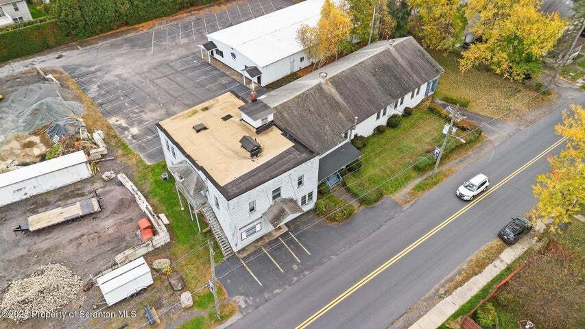 707 River St, Peckville, PA à vendre - Photo de l’immeuble – Image 3 sur 6