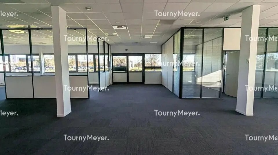 Bureau dans Labège à louer - Photo de l’immeuble – Image 2 sur 11