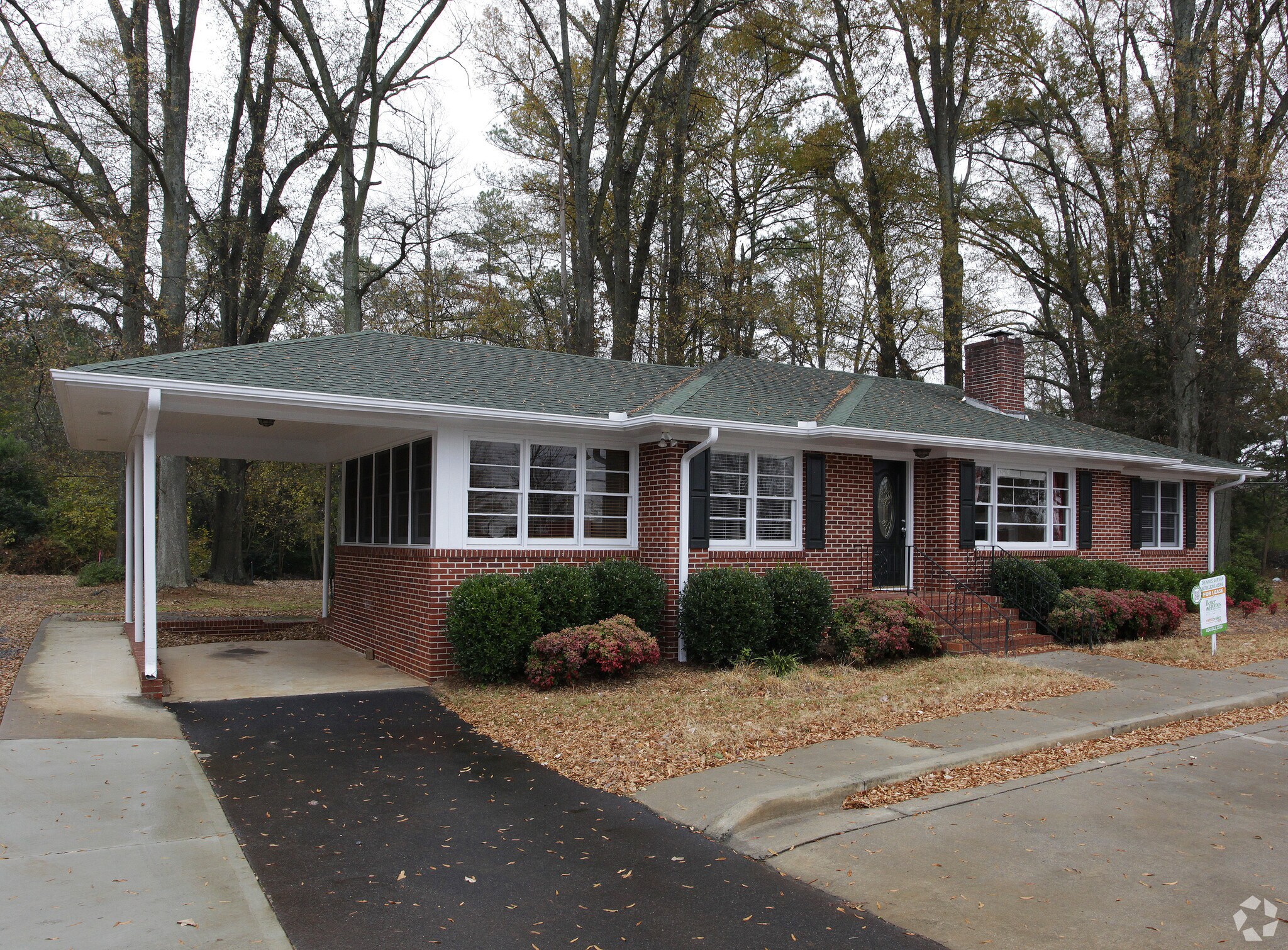 1830 Scufflegrit Rd, Marietta, GA à louer Photo principale– Image 1 sur 57