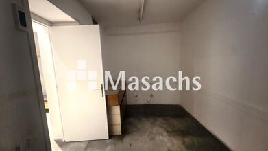 Local commercial dans Terrassa, Barcelona à louer Photo intérieure– Image 2 sur 3