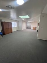 514-518 N H St, Lompoc, CA à vendre Photo intérieure– Image 1 sur 8