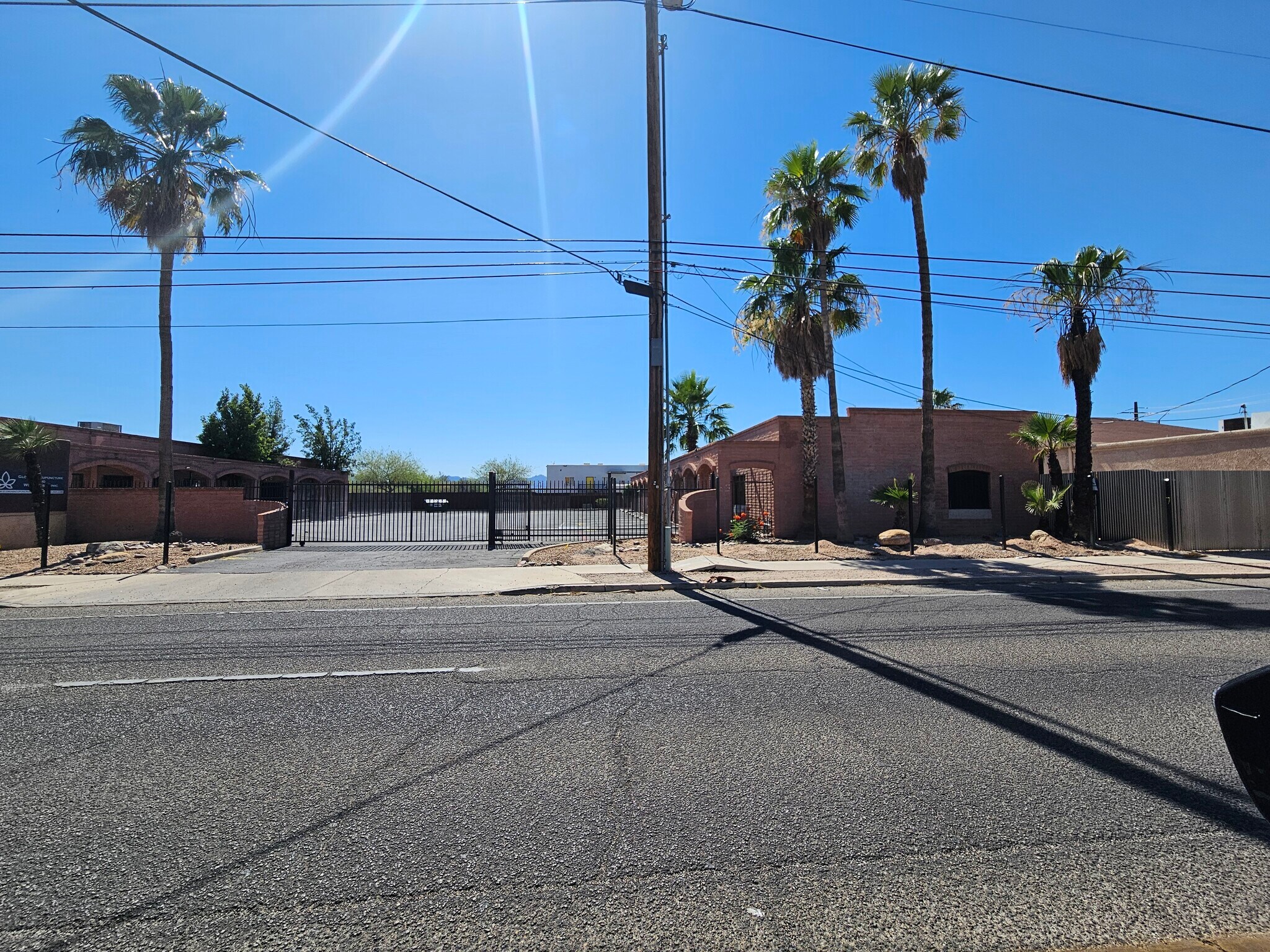3045 N 1st Ave, Tucson, AZ à louer Photo de l’immeuble– Image 1 sur 8