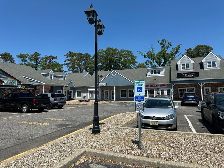 950 Rt 9, Bayville, NJ à louer - Photo de l’immeuble – Image 2 sur 4