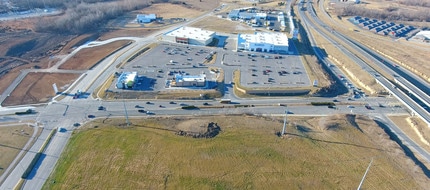 631 E Markey Pky, Belton, MO - VUE AÉRIENNE vue de carte - Image1