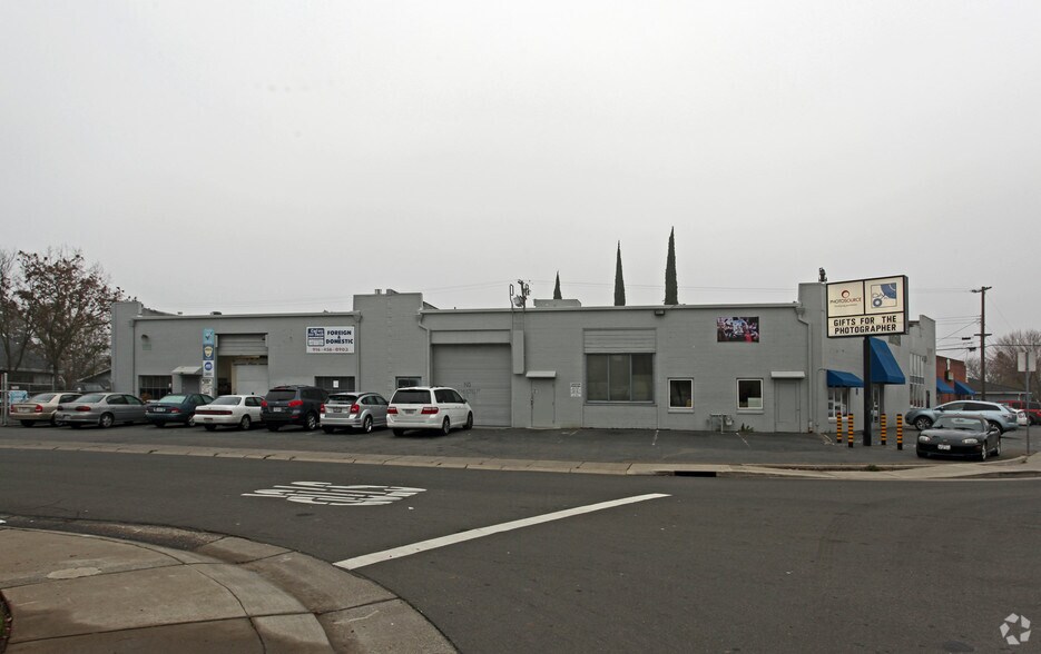 6332 Elvas Ave, Sacramento, CA à vendre - Photo principale – Image 1 sur 5