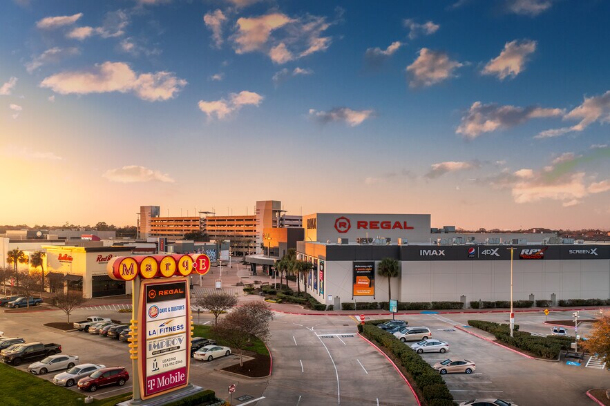 7600-7680 Katy Fwy, Houston, TX à louer - Photo principale – Image 1 sur 9