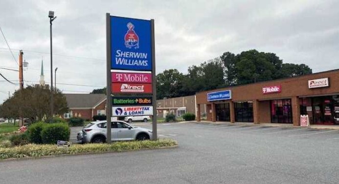 1020 N Battlefield Blvd, Chesapeake, VA à louer - Photo de l’immeuble – Image 2 sur 4