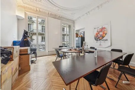 45 Rue De Liège, Paris à louer - Photo de l’immeuble – Image 1 sur 4