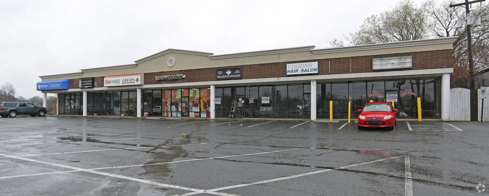 3401 South Blvd, Charlotte, NC à louer - Photo principale – Image 1 sur 2