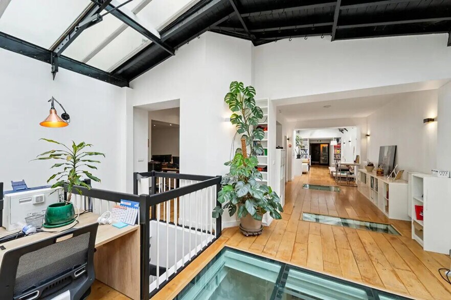 Bureau dans Paris à vendre - Photo de l’immeuble – Image 1 sur 12