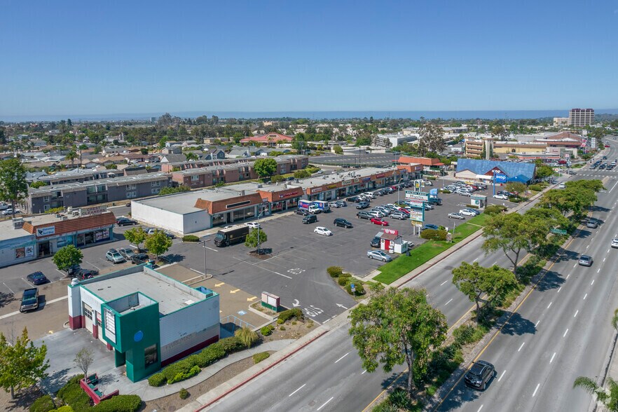 6133-6390 Balboa, San Diego, CA à louer - Photo de l’immeuble – Image 3 sur 3