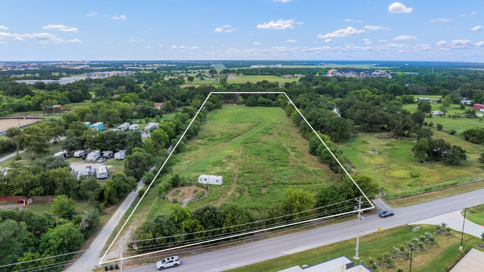 3949 F and B Rd, College Station, TX à vendre - Photo de l’immeuble – Image 1 sur 11