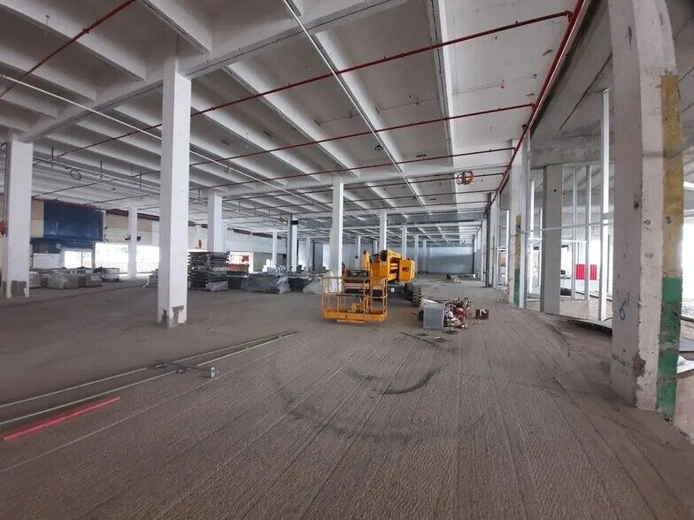 Industriel/Logistique dans Gennevilliers à louer - Photo de l’immeuble – Image 2 sur 6