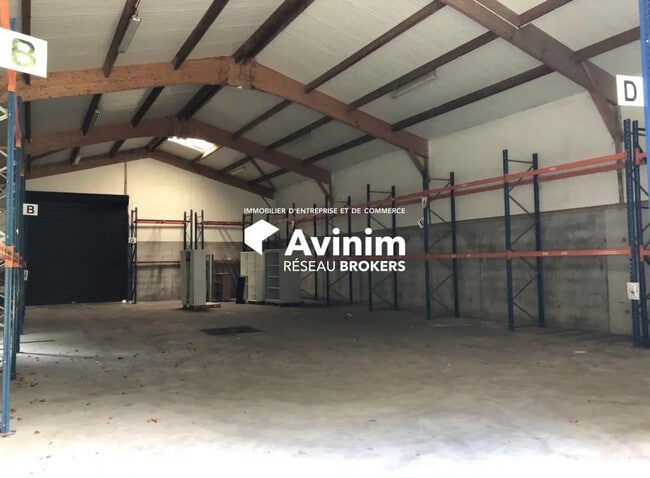 Plus de détails pour Industriel/Logistique à vendre