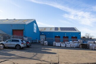 Plus de détails pour 50 Freshwater Rd, Dagenham - Industriel/Logistique à vendre