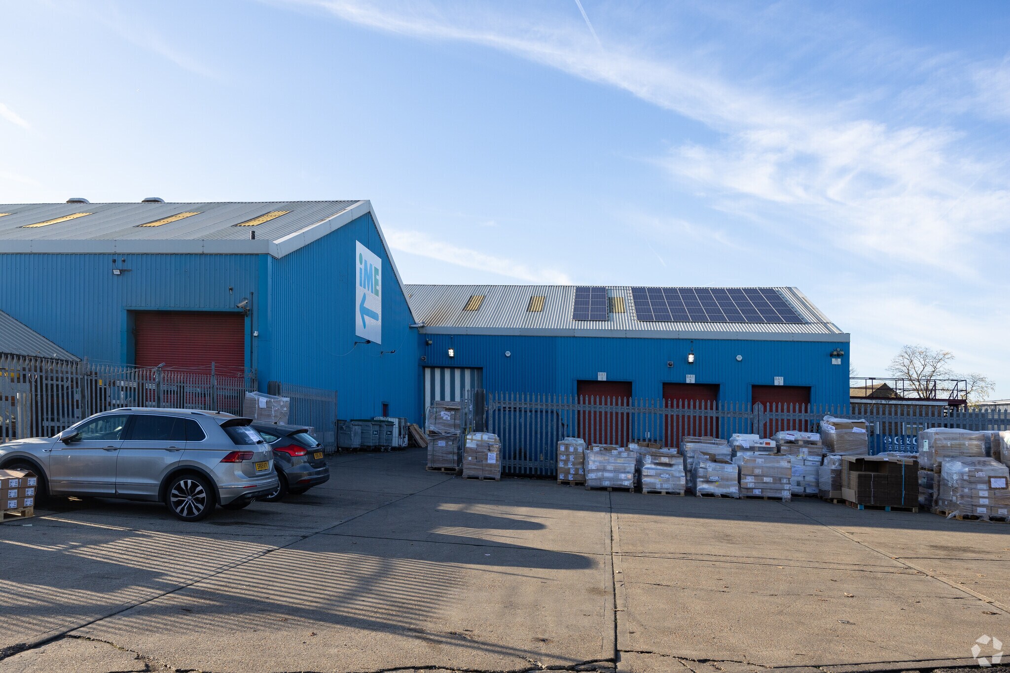 50 Freshwater Rd, Dagenham à vendre Photo principale– Image 1 sur 5