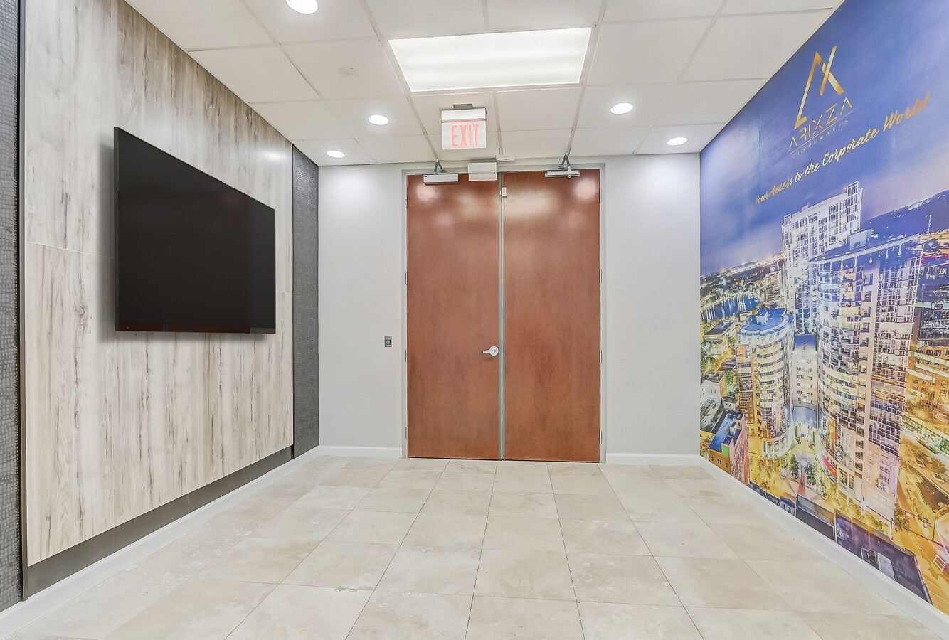 121-189 S Orange Ave, Orlando, FL 32801 - Lot 920N -  - Photo intérieure - Image 1 of 16