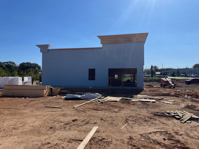 2585 Old Russellville Pike, Clarksville, TN à louer - Photo de l’immeuble – Image 2 sur 11