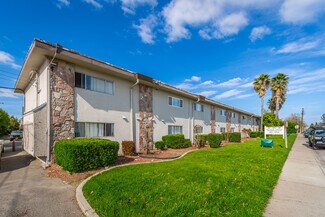 Plus de détails pour 4661 Orange Grove Ave, Sacramento, CA - Logement à vendre