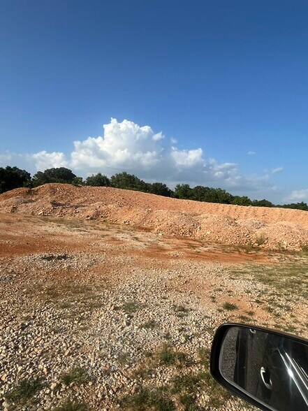 5211 S Range Line Rd, Joplin, MO à vendre - Photo de l’immeuble – Image 2 sur 6