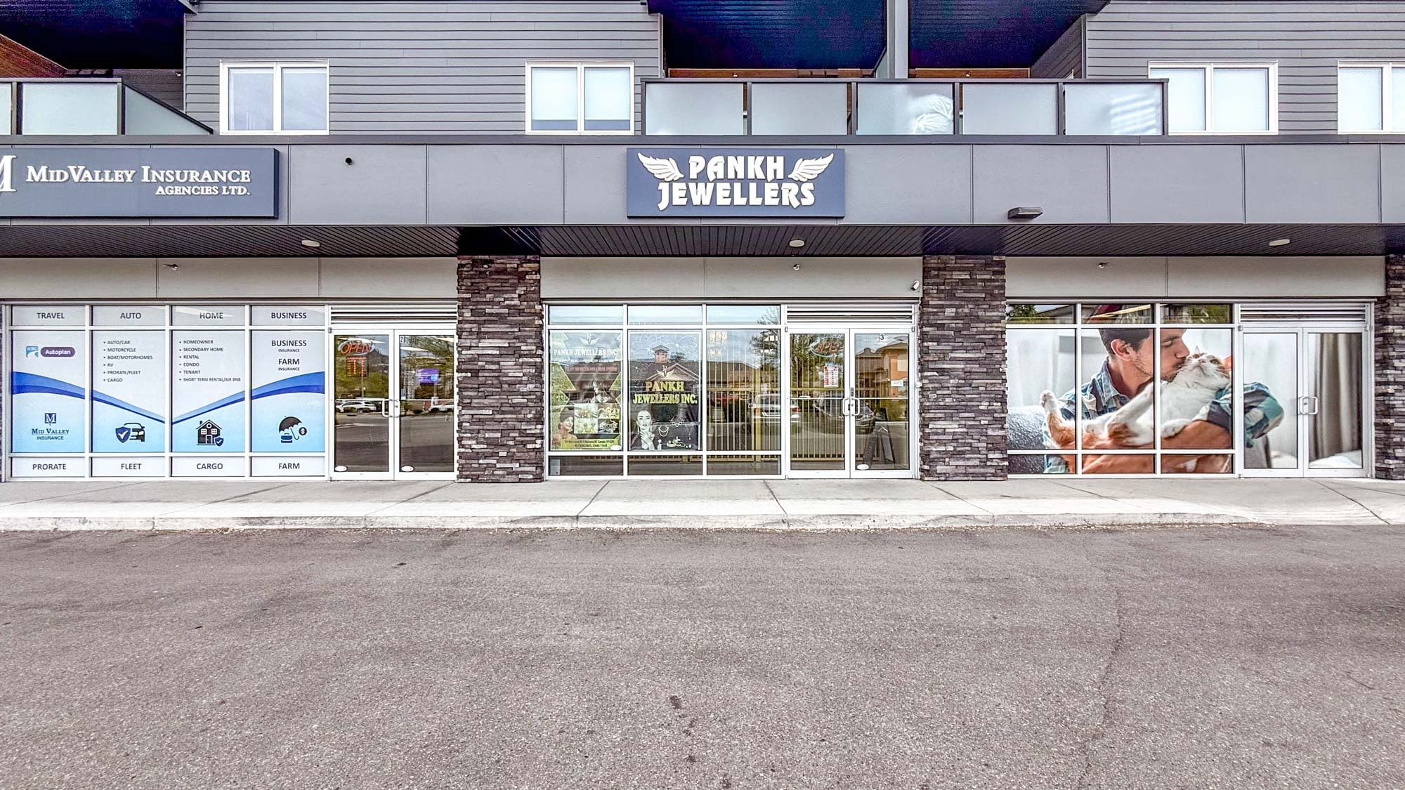 191 Hollywood Rd S, Kelowna, BC à louer Photo de l’immeuble– Image 1 sur 14