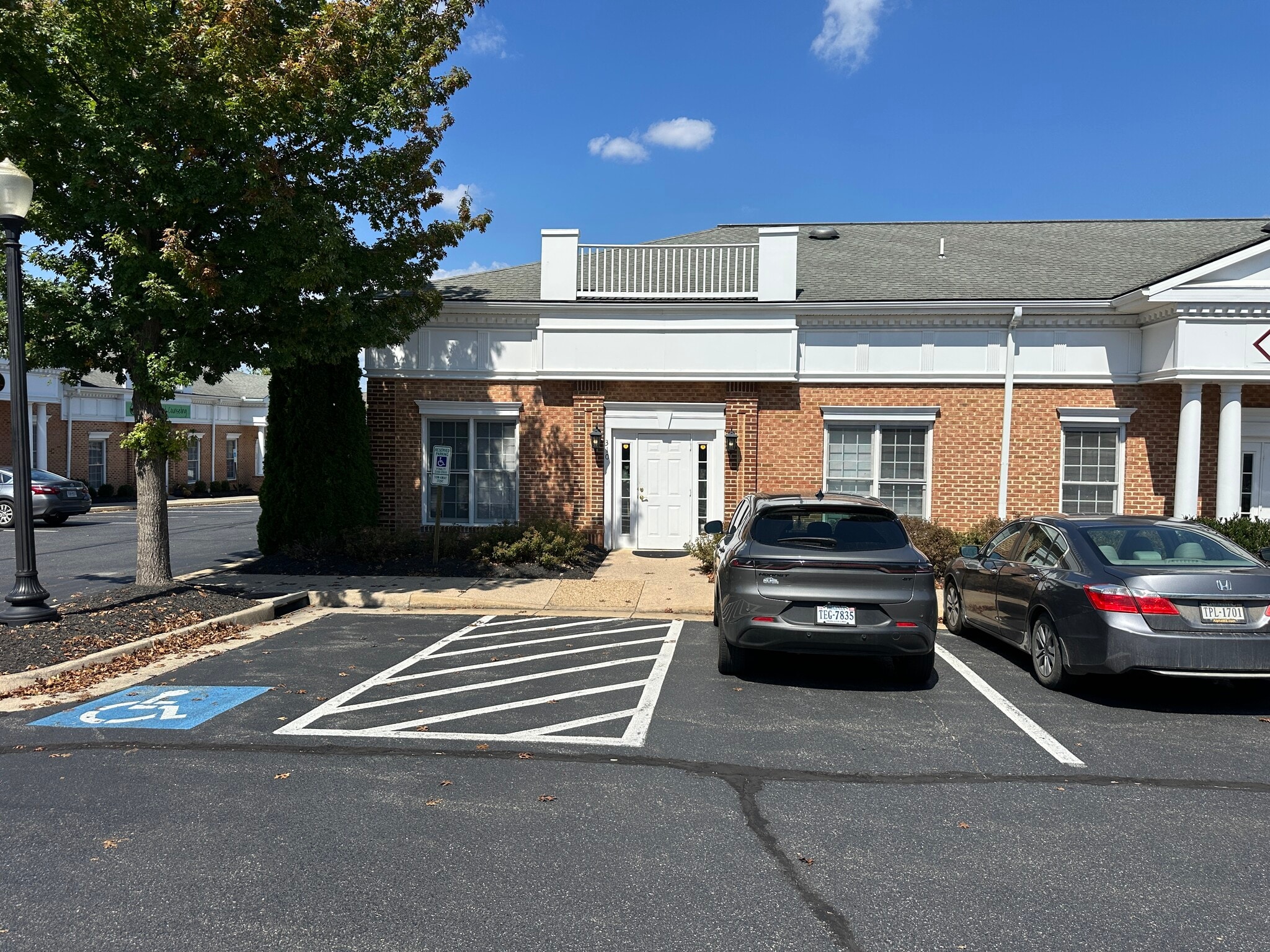300 Neff Ave, Harrisonburg, VA à louer Photo de l’immeuble– Image 1 sur 9