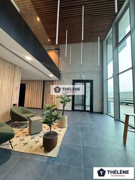 Bureau dans Montpellier à louer - Hall d’entrée – Image 2 sur 8