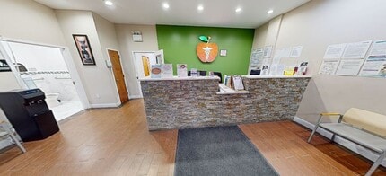 3805 Church Ave, Brooklyn, NY à louer Hall d’entrée– Image 1 sur 5