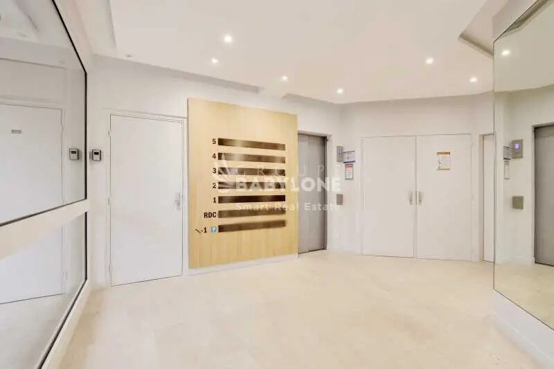 Local d’activités dans Boulogne-Billancourt à louer - Photo de l’immeuble – Image 2 sur 9